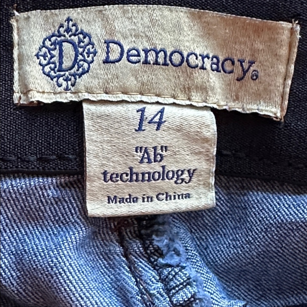 Democracy Ab Technology dark wash skinny jeans, size 14 - Picture 9 of 11